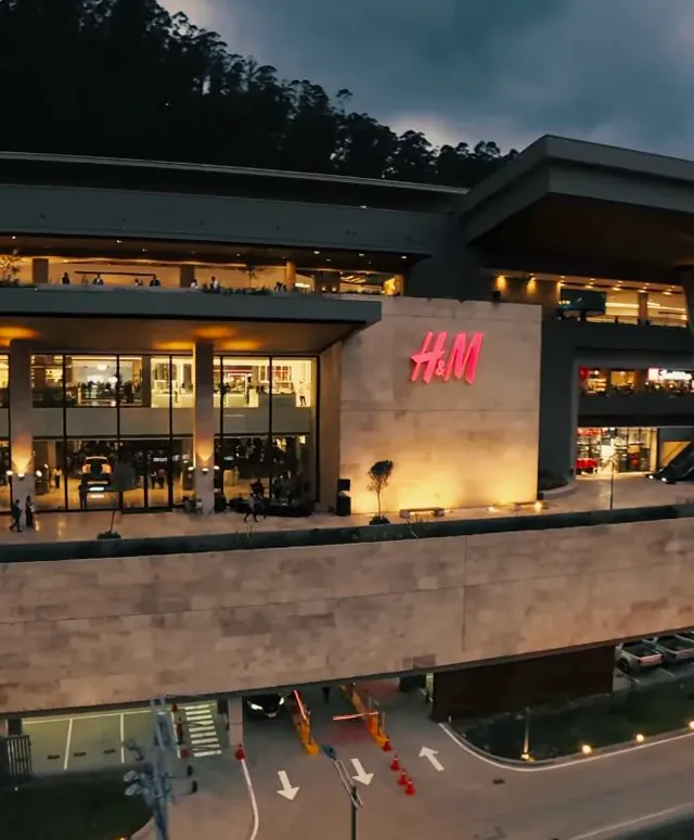 Mall del Alto, campaña de lanzamiento y manejo de redes por Atlas Creativa